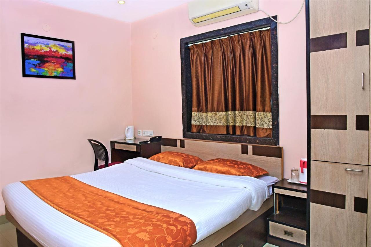 Reliable Inn Kalkuta Zewnętrze zdjęcie
