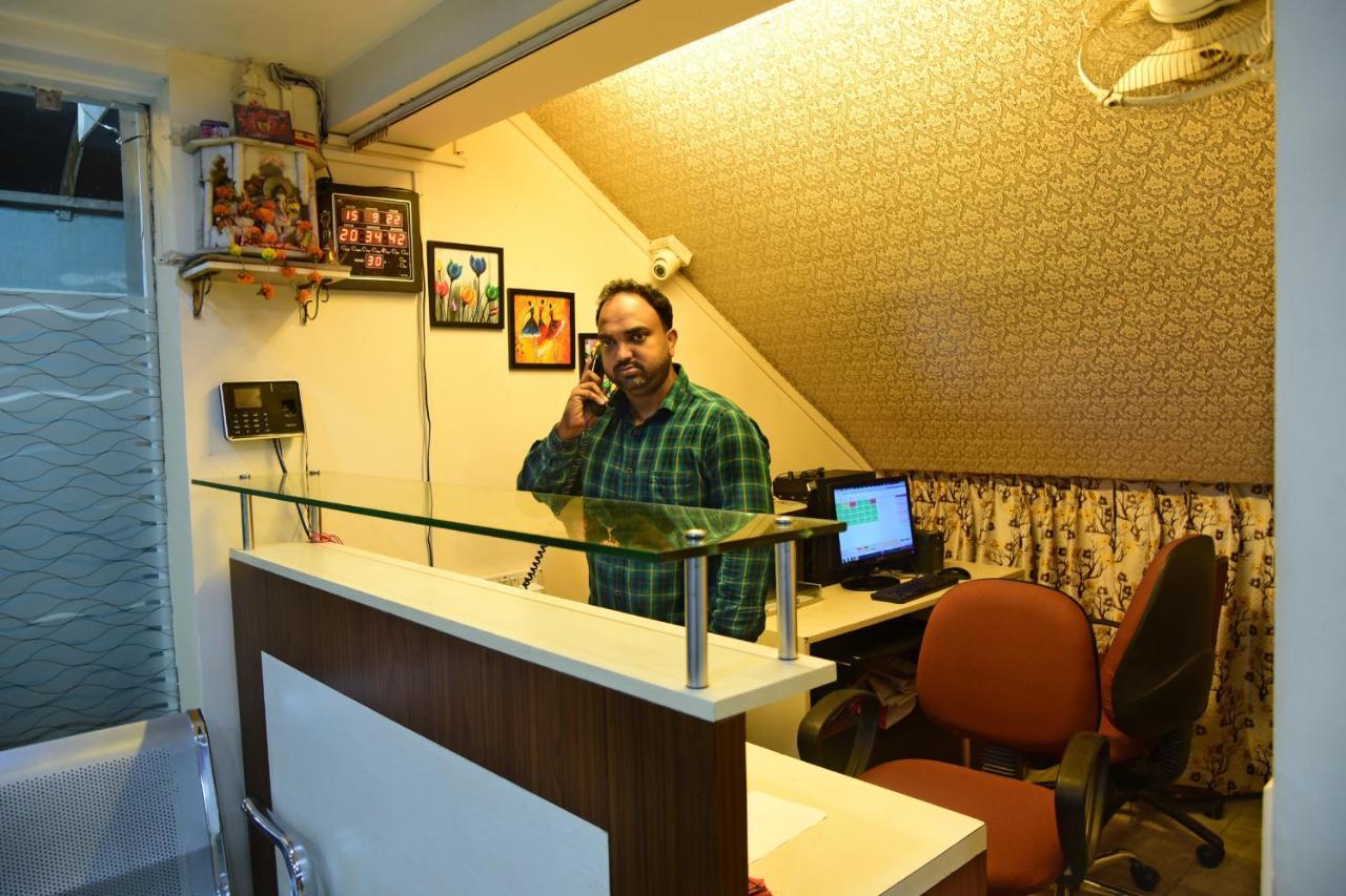 Reliable Inn Kalkuta Zewnętrze zdjęcie