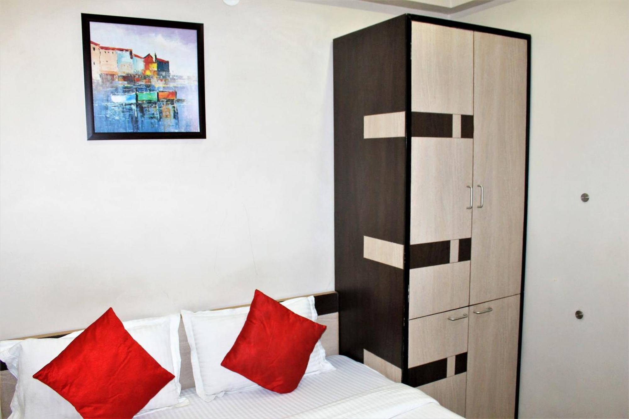 Reliable Inn Kalkuta Zewnętrze zdjęcie
